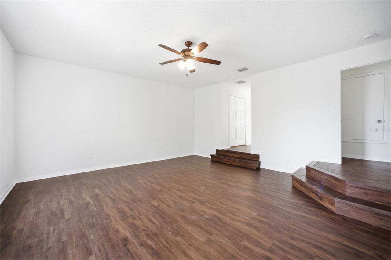 716 Grand Canyon Drive , Valrico, FL 33594 Photo