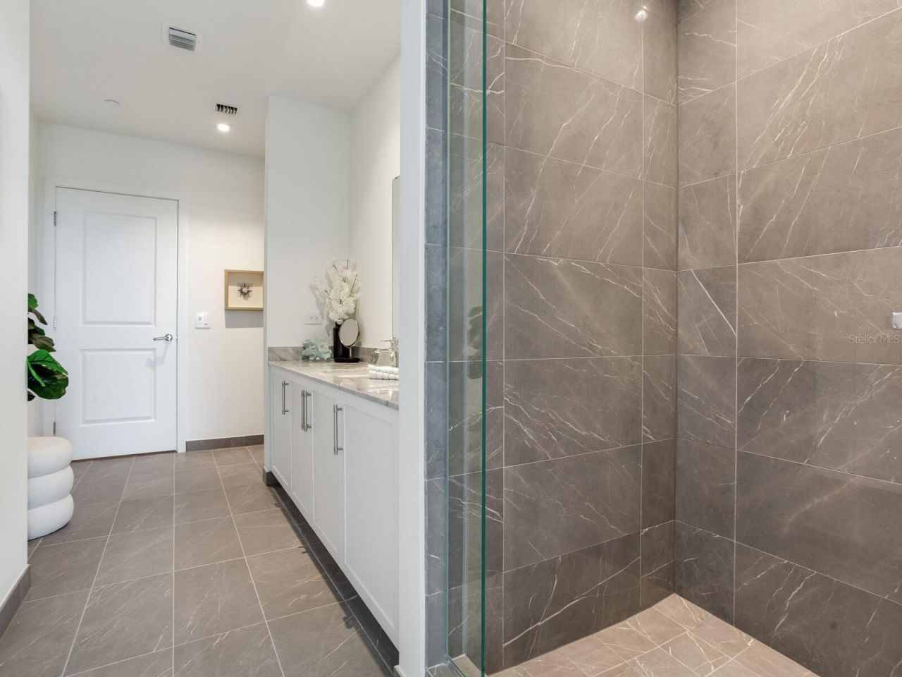 3015 S Ysabella Avenue, Unit 1403, Tampa, FL 33629 Photo