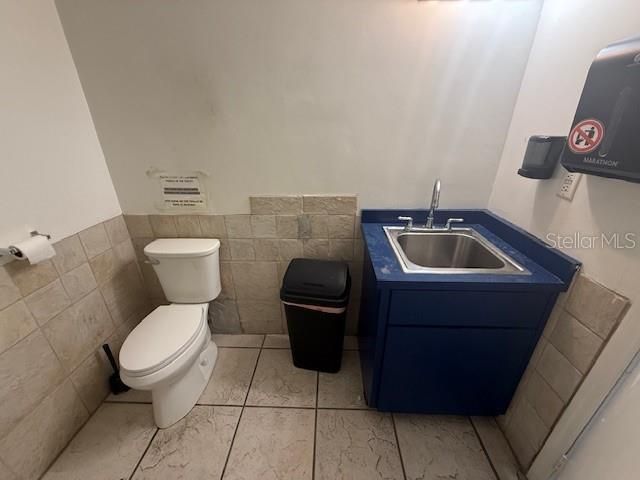 3852 L B Mcleod Road , Orlando, FL 32805 Photo