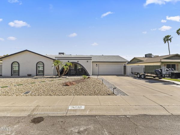 5129 W ECHO Lane, Glendale, AZ 85302
