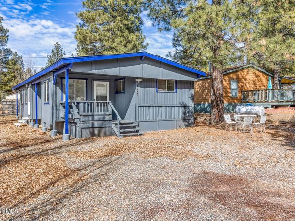 17220 S IRON SPRINGS Road, Munds Park, AZ 86017