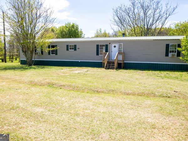 35 Brooks Street, Canon, GA 30520