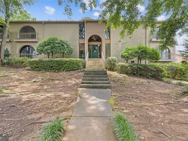 3236 HENDERSON MILL Road, Unit 1, Chamblee, GA 30341