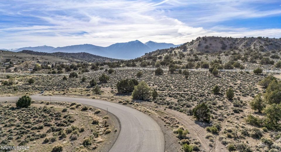 1374 Hunters Point Drive, Gardnerville, NV 89410 Photo