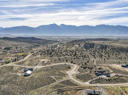 1374 Hunters Point Drive, Gardnerville, NV 89410 Photo