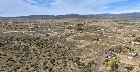 1374 Hunters Point Drive, Gardnerville, NV 89410 Photo