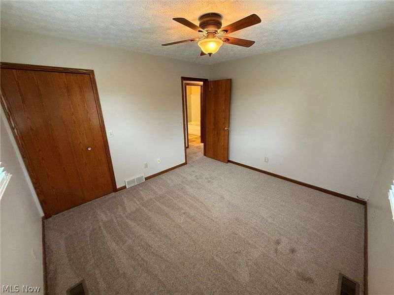 2286 Stonecreek Road SW, New Philadelphia, OH 44663 Photo 12