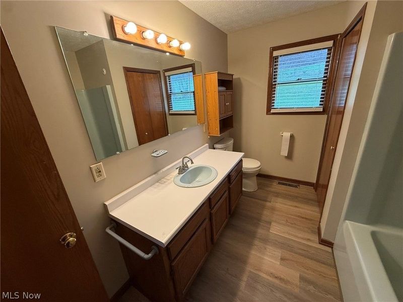 2286 Stonecreek Road SW, New Philadelphia, OH 44663 Photo 15