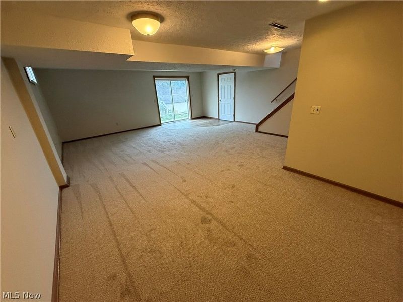 2286 Stonecreek Road SW, New Philadelphia, OH 44663 Photo 18