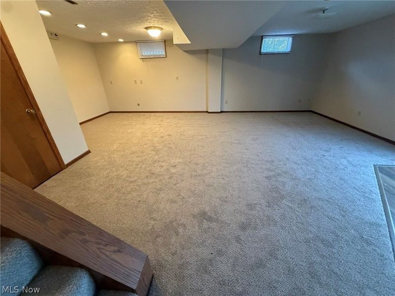 2286 Stonecreek Road SW, New Philadelphia, OH 44663 Photo 19