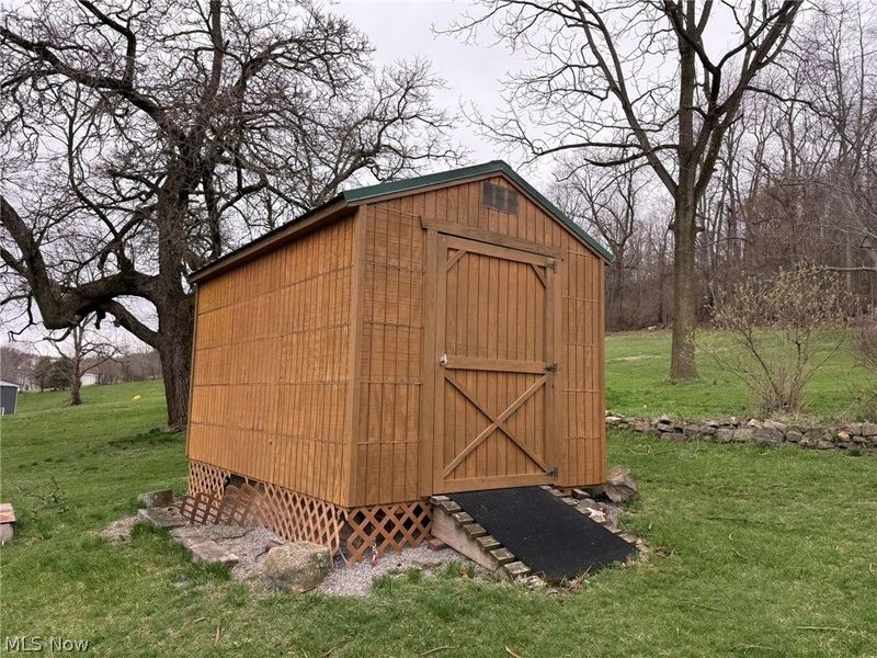 2286 Stonecreek Road SW, New Philadelphia, OH 44663 Photo 23