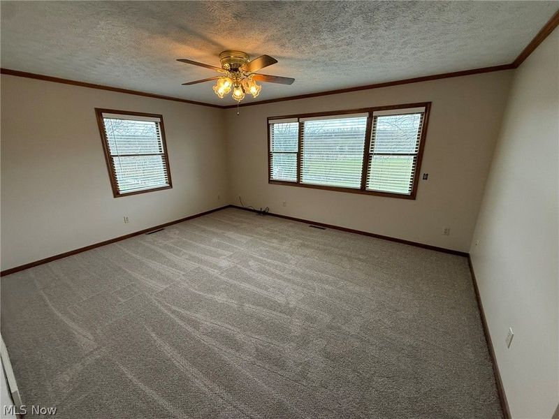 2286 Stonecreek Road SW, New Philadelphia, OH 44663 Photo 3