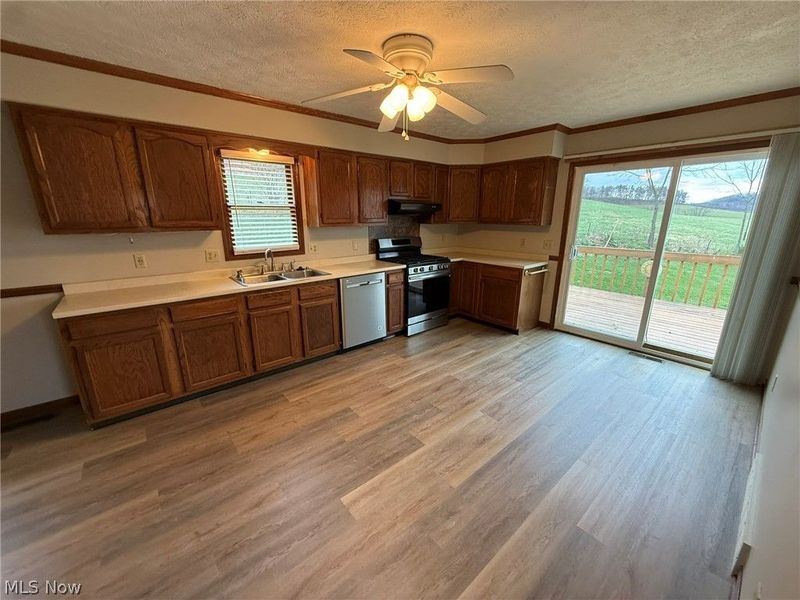 2286 Stonecreek Road SW, New Philadelphia, OH 44663 Photo 5