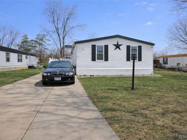 81 Oak Street, Marilla, NY 14004