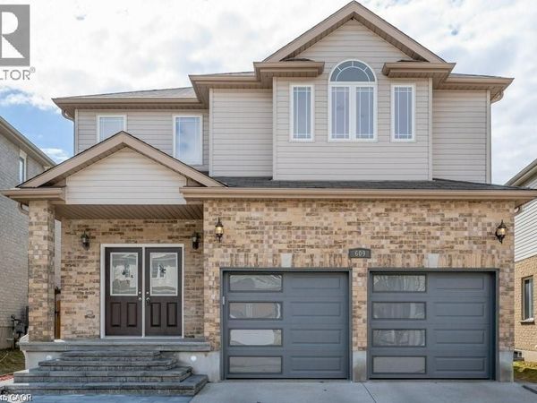 609 WOOLGRASS Avenue, Waterloo, ON N2V2X9