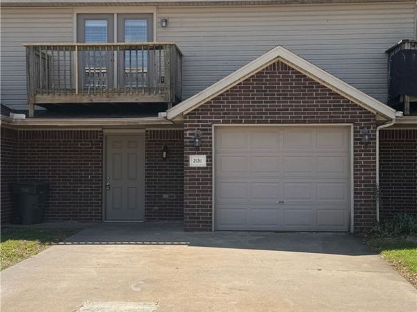 2151 W Skyler Drive , Fayetteville, AR 72704