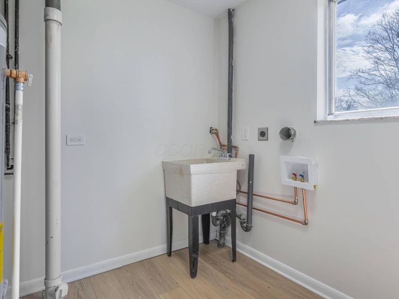 435 Blackstone Drive, Dayton, OH 45459 Photo 24