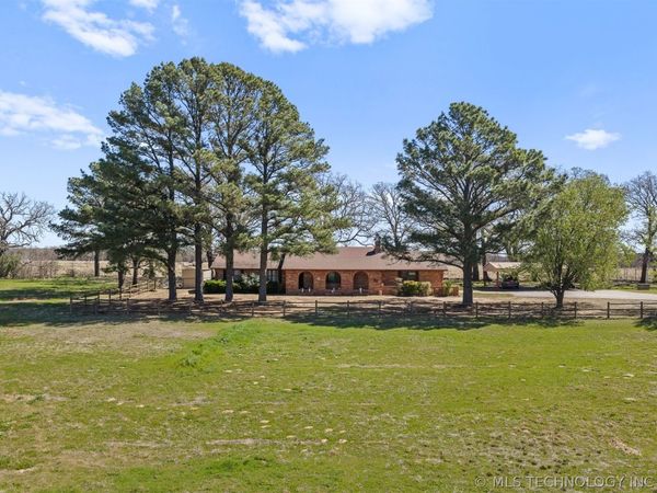 2780 Dogwood , Ardmore, OK 73401