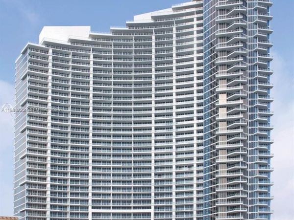 2020 N Bayshore Dr , Unit 805, Miami, FL 33137