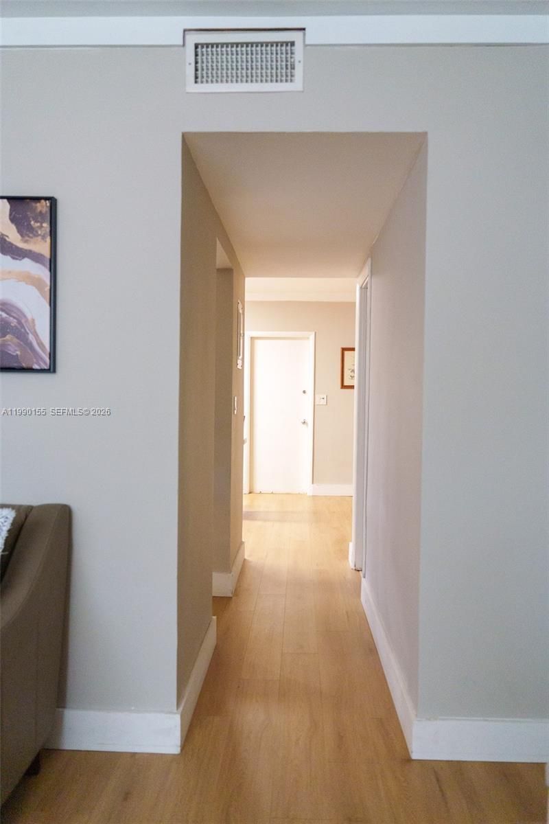 14234 NE 3rd Ct, Unit 11C, Miami, FL 33161 Photo