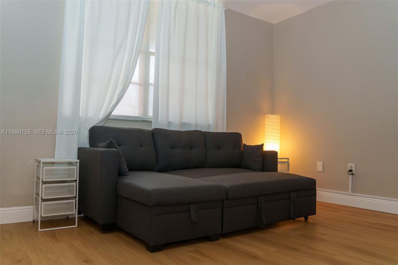 14234 NE 3rd Ct, Unit 11C, Miami, FL 33161 Photo