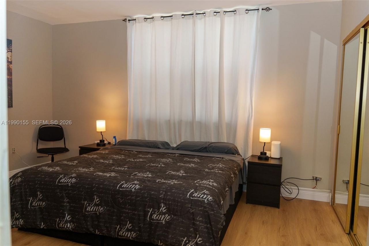 14234 NE 3rd Ct, Unit 11C, Miami, FL 33161 Photo