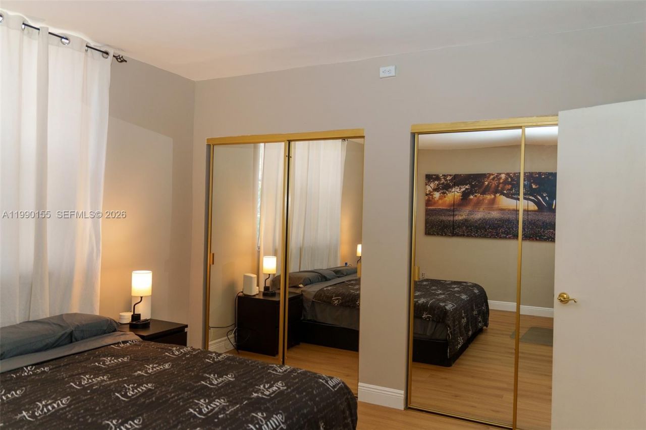 14234 NE 3rd Ct, Unit 11C, Miami, FL 33161 Photo