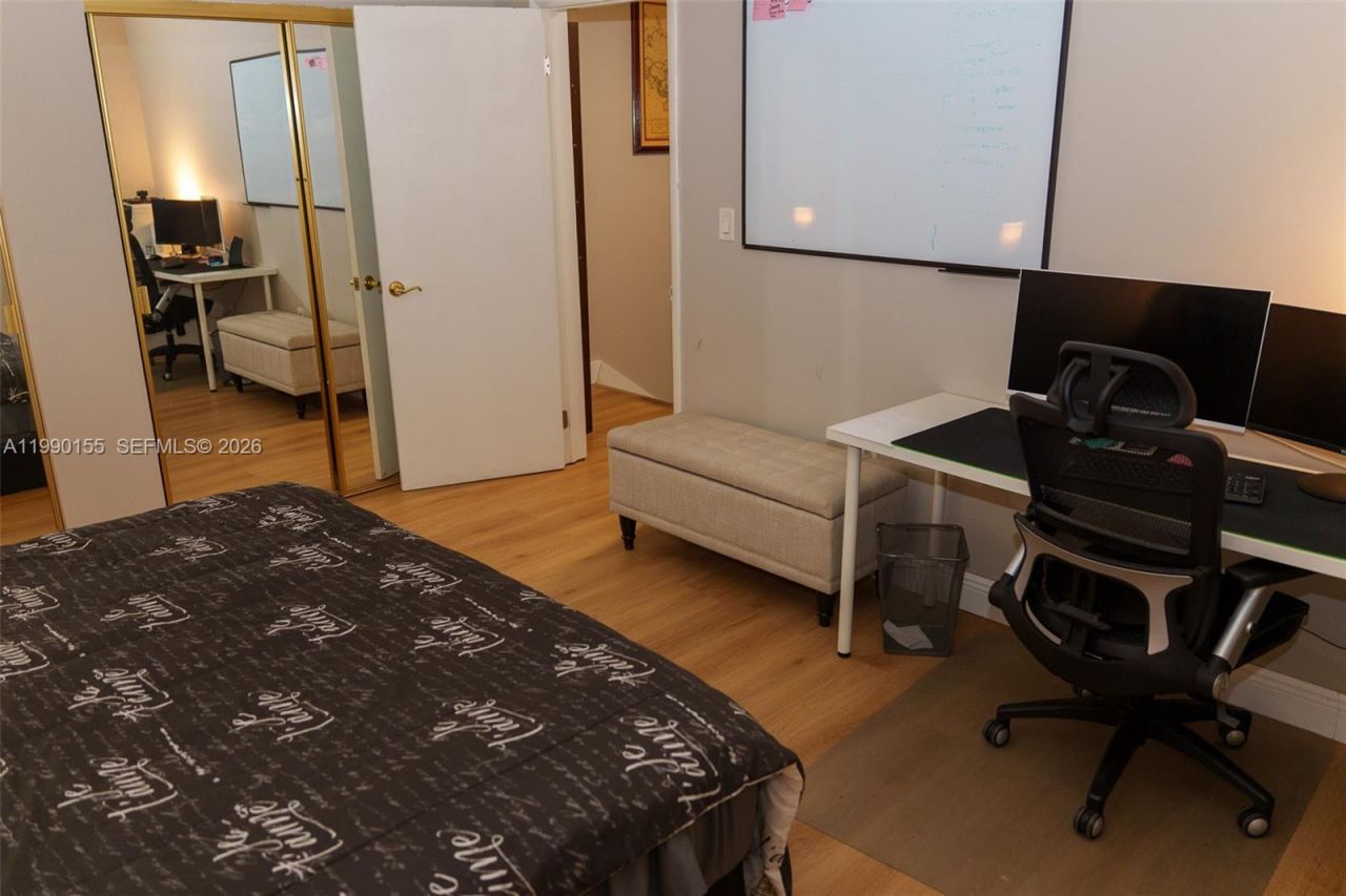 14234 NE 3rd Ct, Unit 11C, Miami, FL 33161 Photo