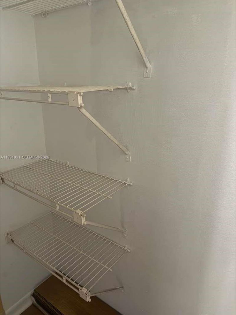 2 Briarwood Cir, Unit 212, Hollywood, FL 33024 Photo