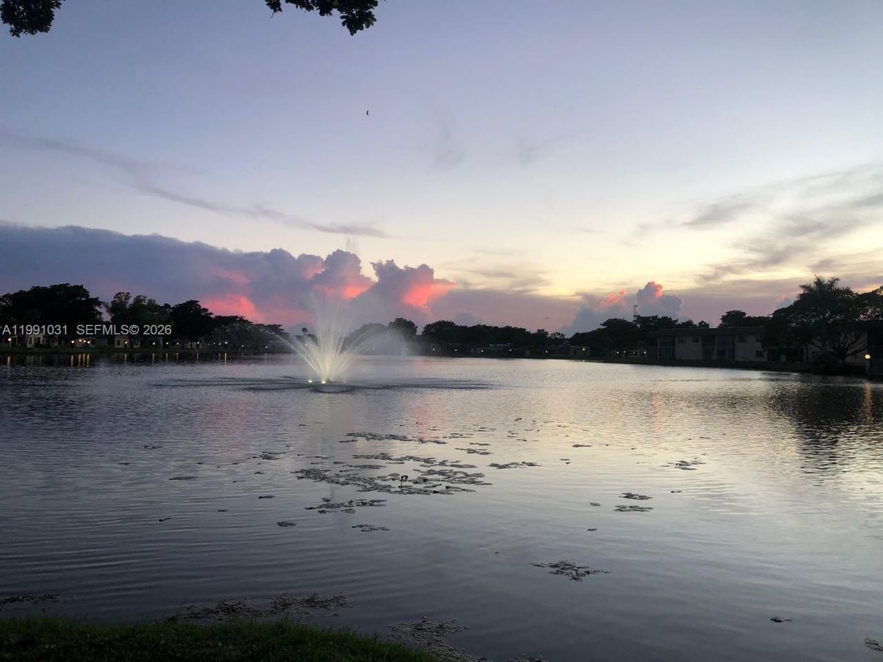 2 Briarwood Cir, Unit 212, Hollywood, FL 33024 Photo