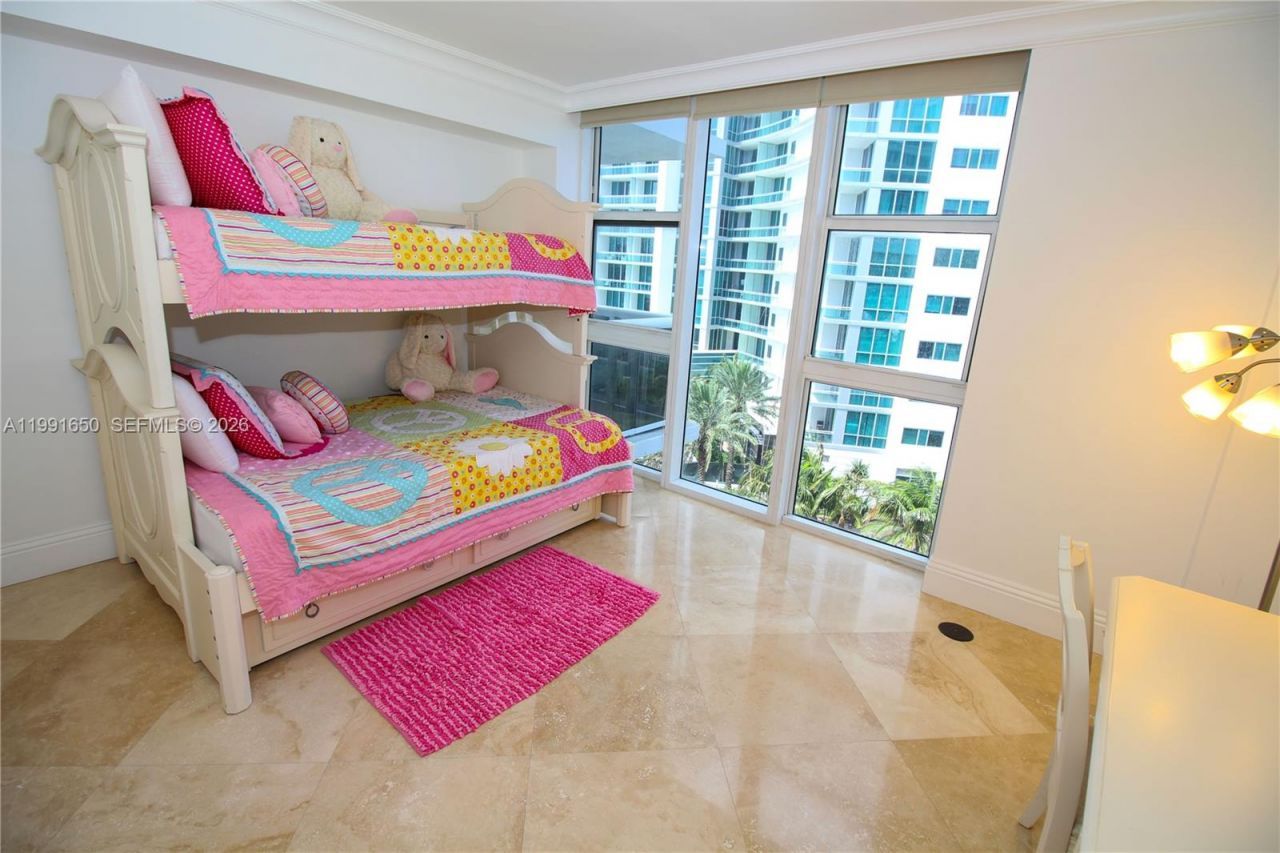 10275 Collins Ave, Unit 833, Bal Harbour, FL 33154 Photo