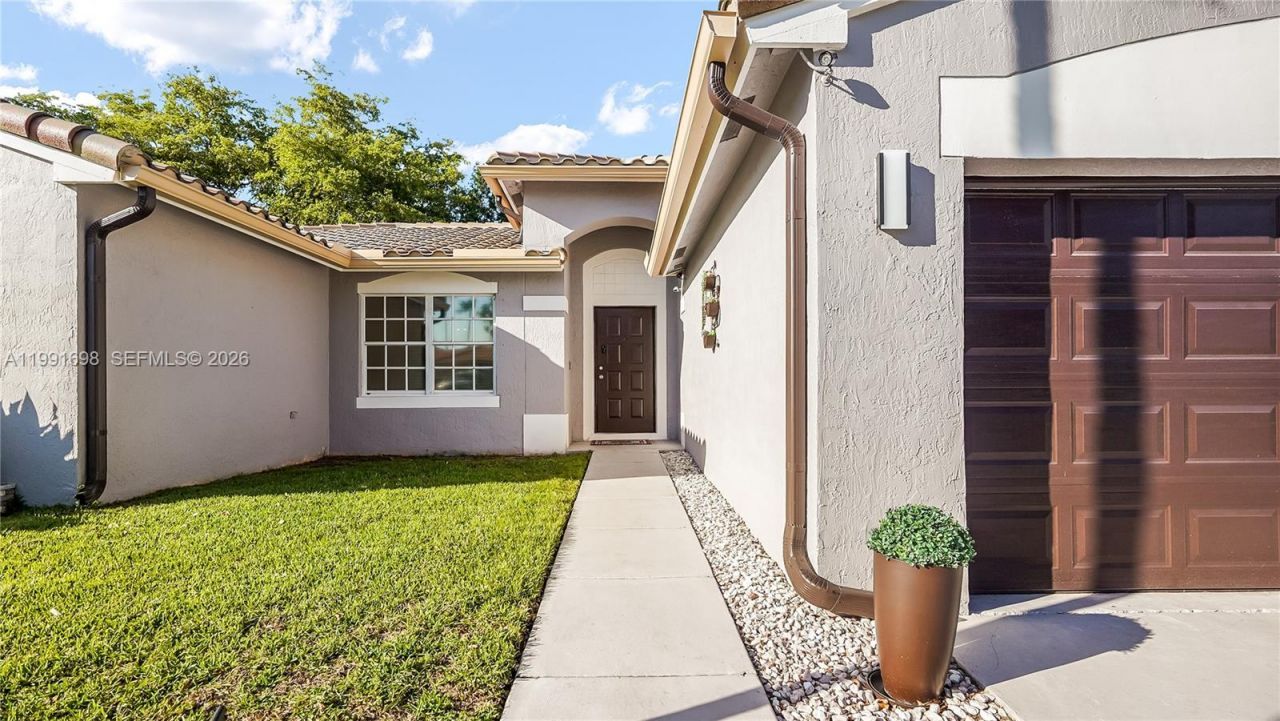 11941 SW 20th St , Miramar, FL 33025 Photo