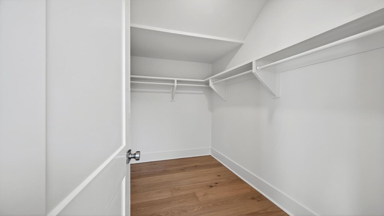 12 Nats Court Photo 13