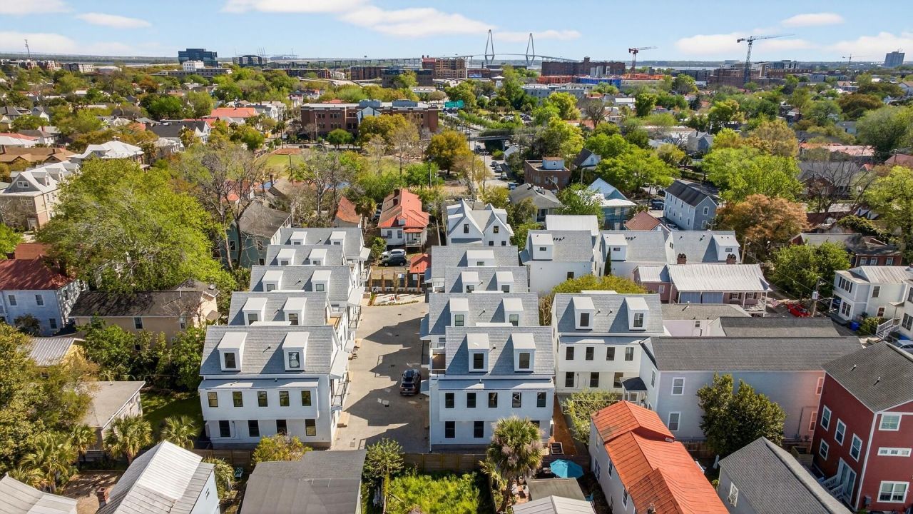 12 Nats Court Photo 24