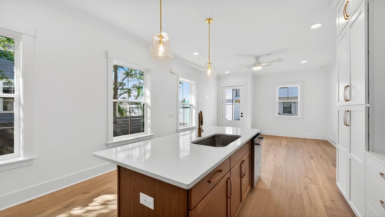 12 Nats Court Photo 4