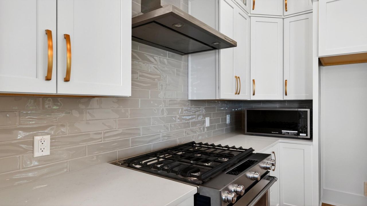 12 Nats Court Photo 8