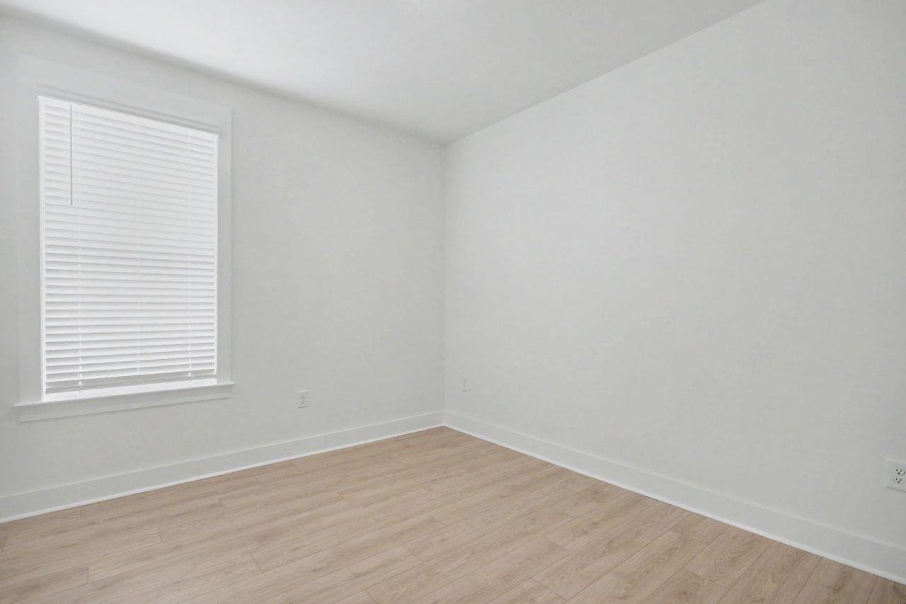 3084 Claredon St Photo 20