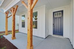 3084 Claredon St photo 4