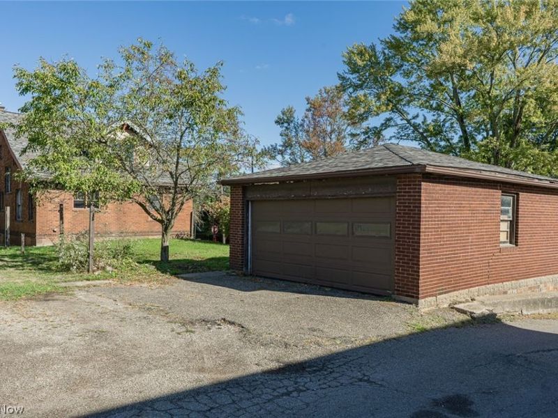 1105 Tremont Avenue SW, Massillon, OH 44647 Photo 2