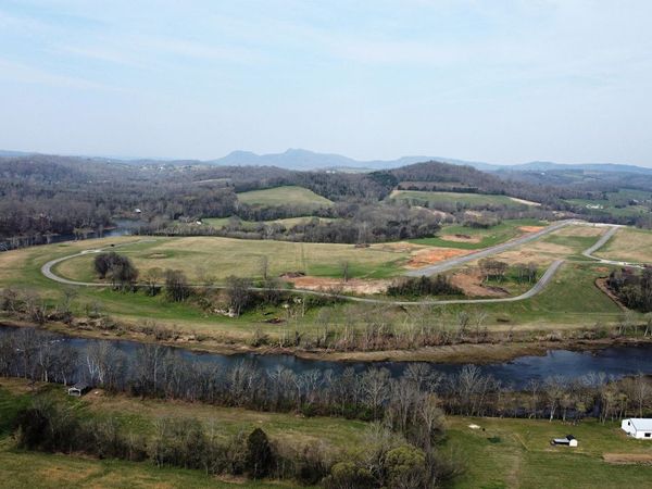 747 Stone Rd, Blaine, TN 37709