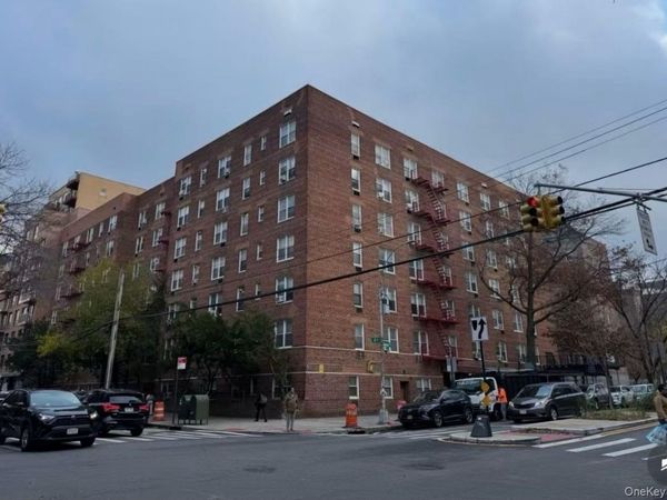 4107 Bowne Street, Unit 3F, Flushing, NY 11355