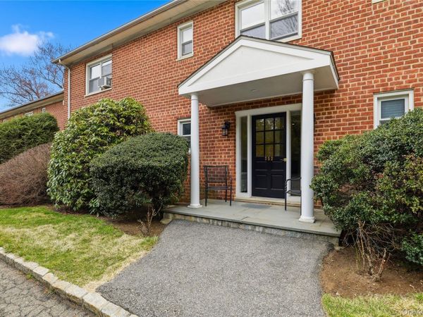 352 N State Road, Unit 1H, Briarcliff Manor, NY 10510