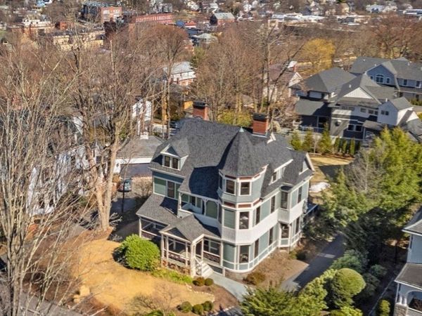 44 Putnam St, Newton, MA 02465