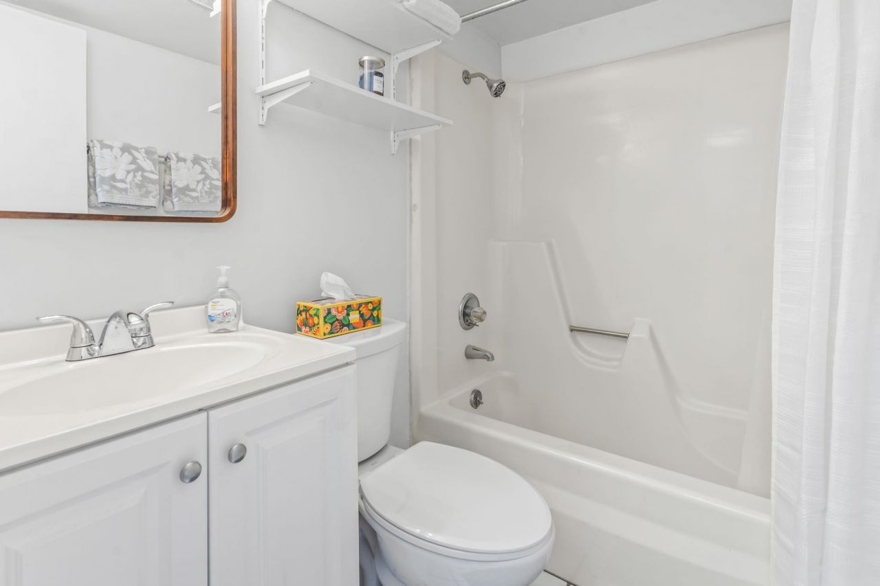 3901 N Ocean Blvd. Photo 16