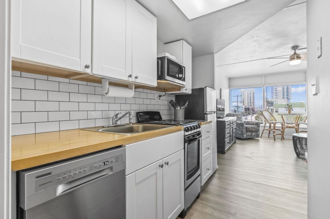 3901 N Ocean Blvd. Photo 18