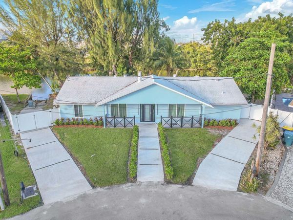 4400 SW 37th Avenue, Dania Beach, FL 33312