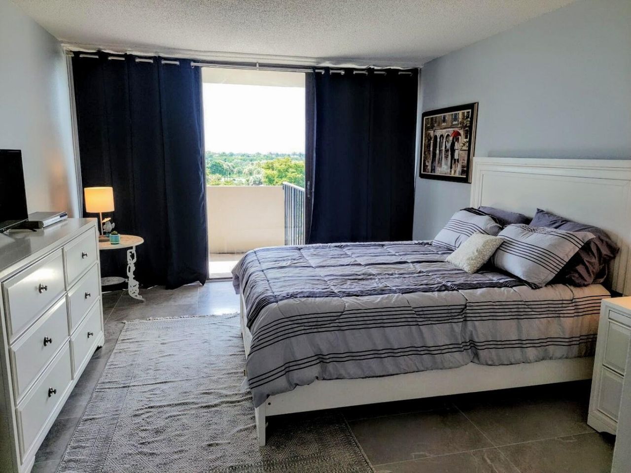 1830 Embassy Drive, Unit 605, West Palm Beach, FL 33401 Photo