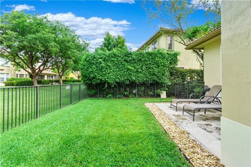 5742 NW 119th Drive, Coral Springs, FL 33076 Photo