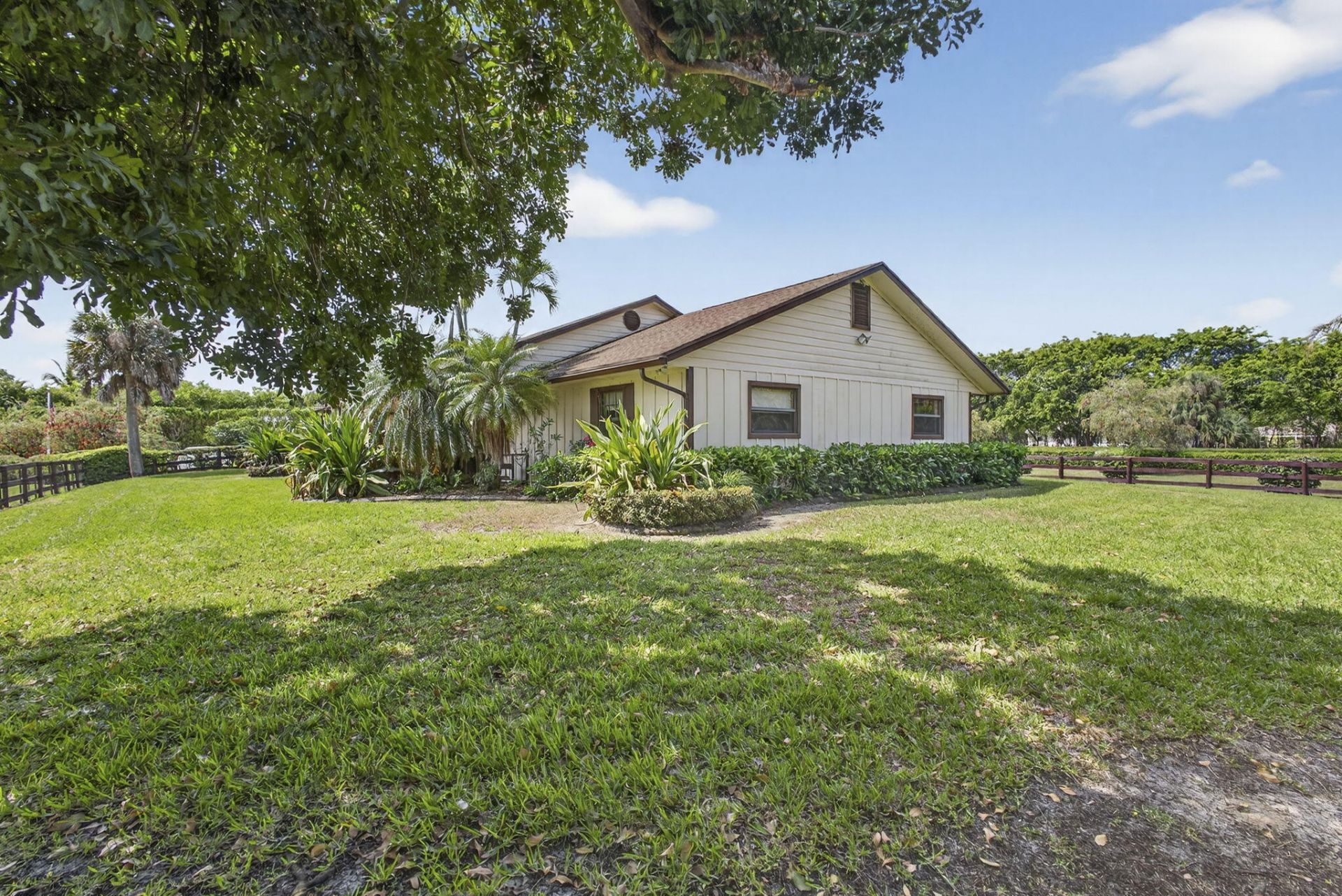 739 Cindy Circle Lane, Wellington, FL 33414 Photo