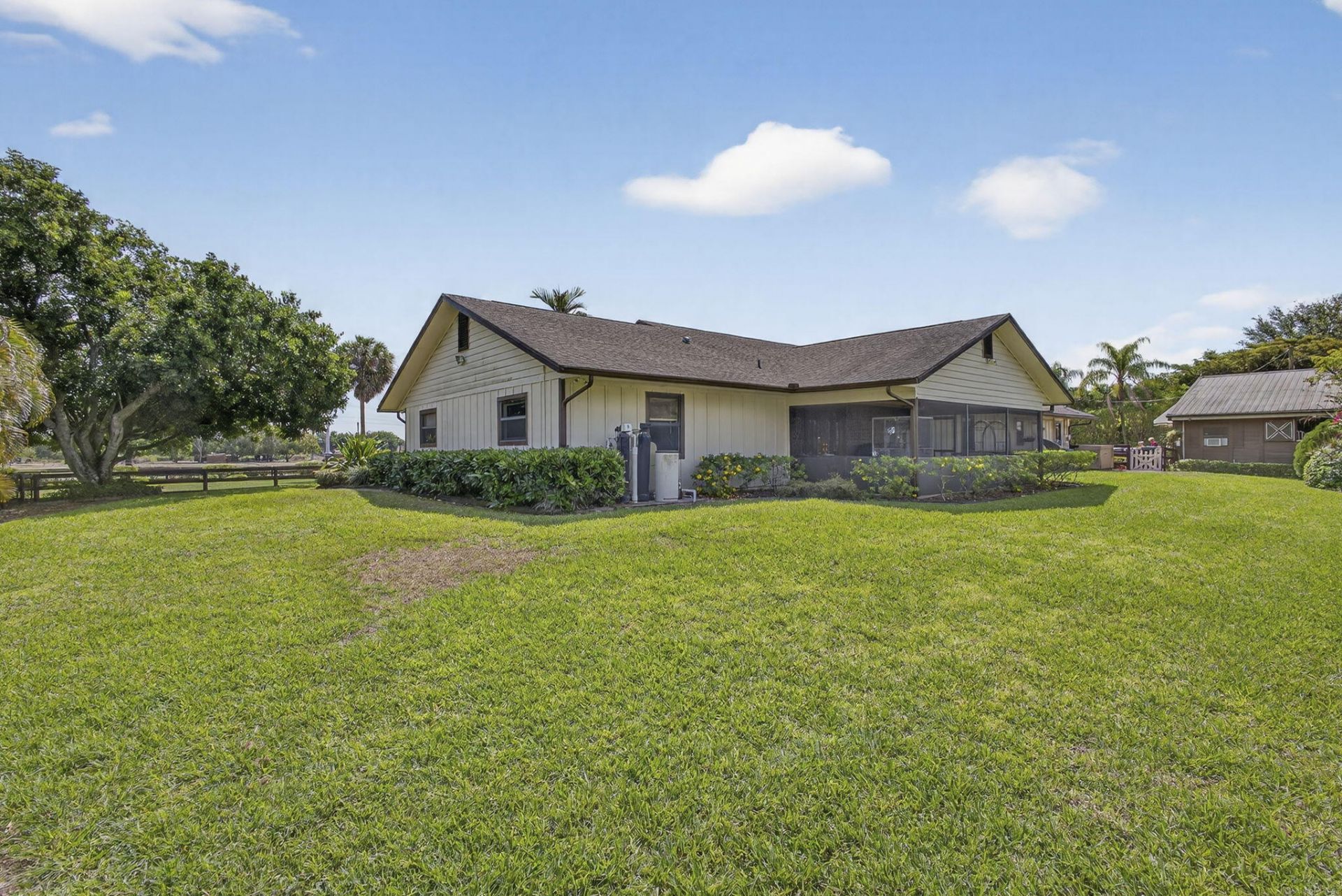 739 Cindy Circle Lane, Wellington, FL 33414 Photo